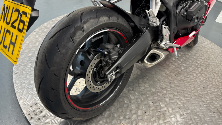 Honda CBR650R E-Clutch (26MY)